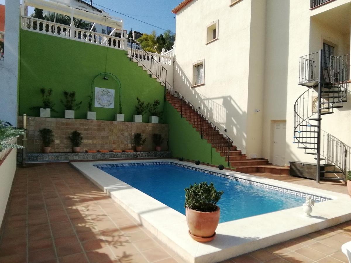 Guest House El Angelito De Olivas เปเดรเกร์ ภายนอก รูปภาพ